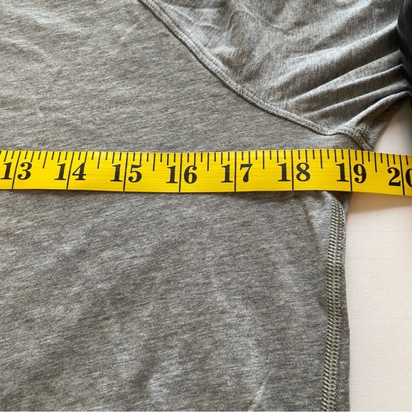 Lululemon Emerald Long Sleeve Heathered Medium Grey - Picture 8 of 8